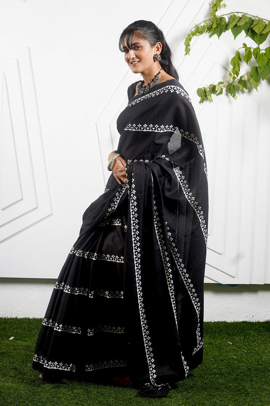 Cotton mulmul saree  (BLACK)