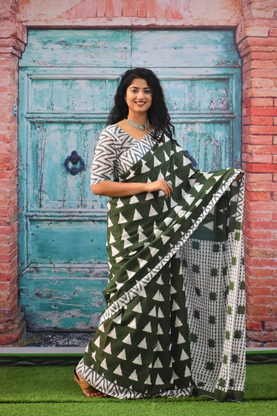 Pompom Lace Jaipuri Print Pure Soft Cotton Mulmul Saree With Blouse Piece
